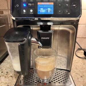 Philip 3200 Series Fully Automatic Espresso Machine, LatteGo Milk Frother, 5 Coffee Varieties, (EP324154)